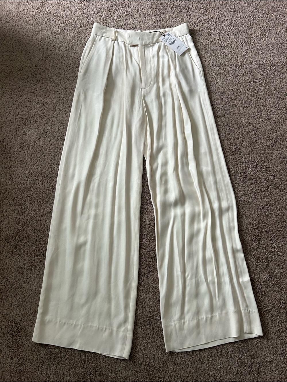 Zara Pleated Wide-Leg Trousers in Cream